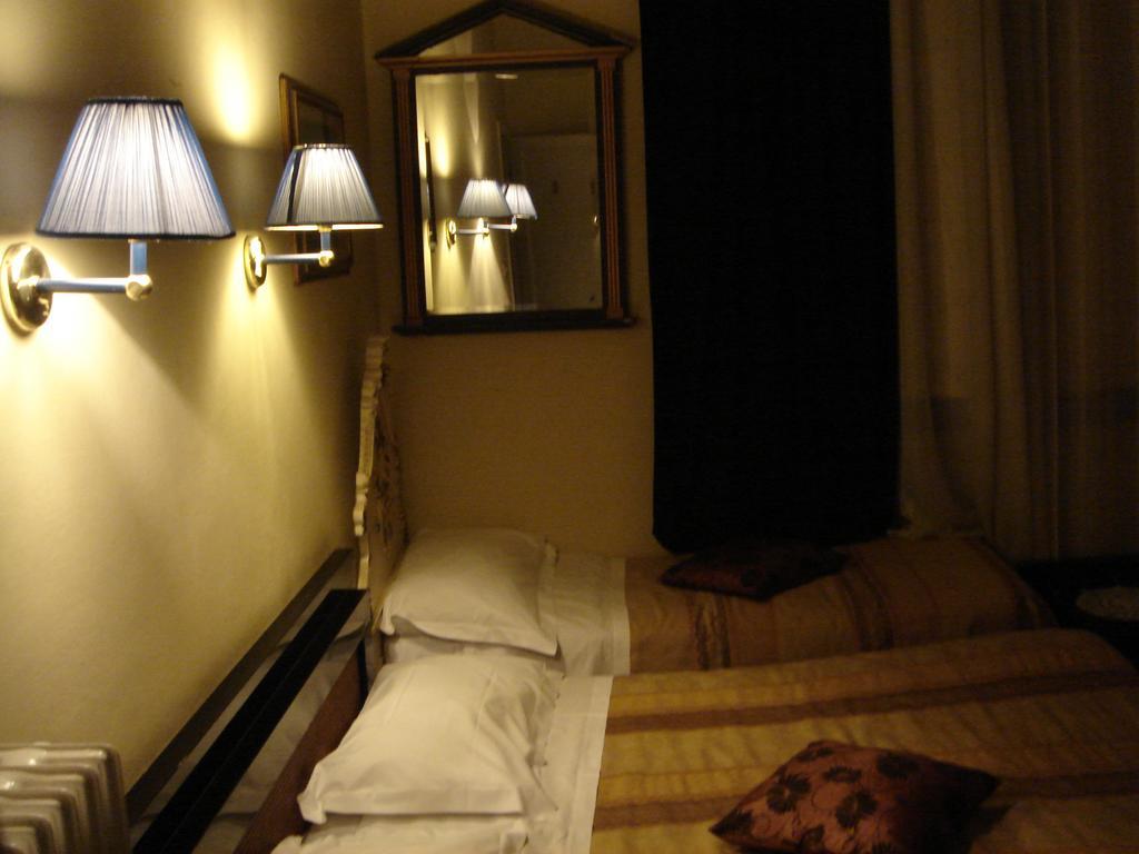 ホテル スーベニア  マヤ フィレンツェ 部屋 写真